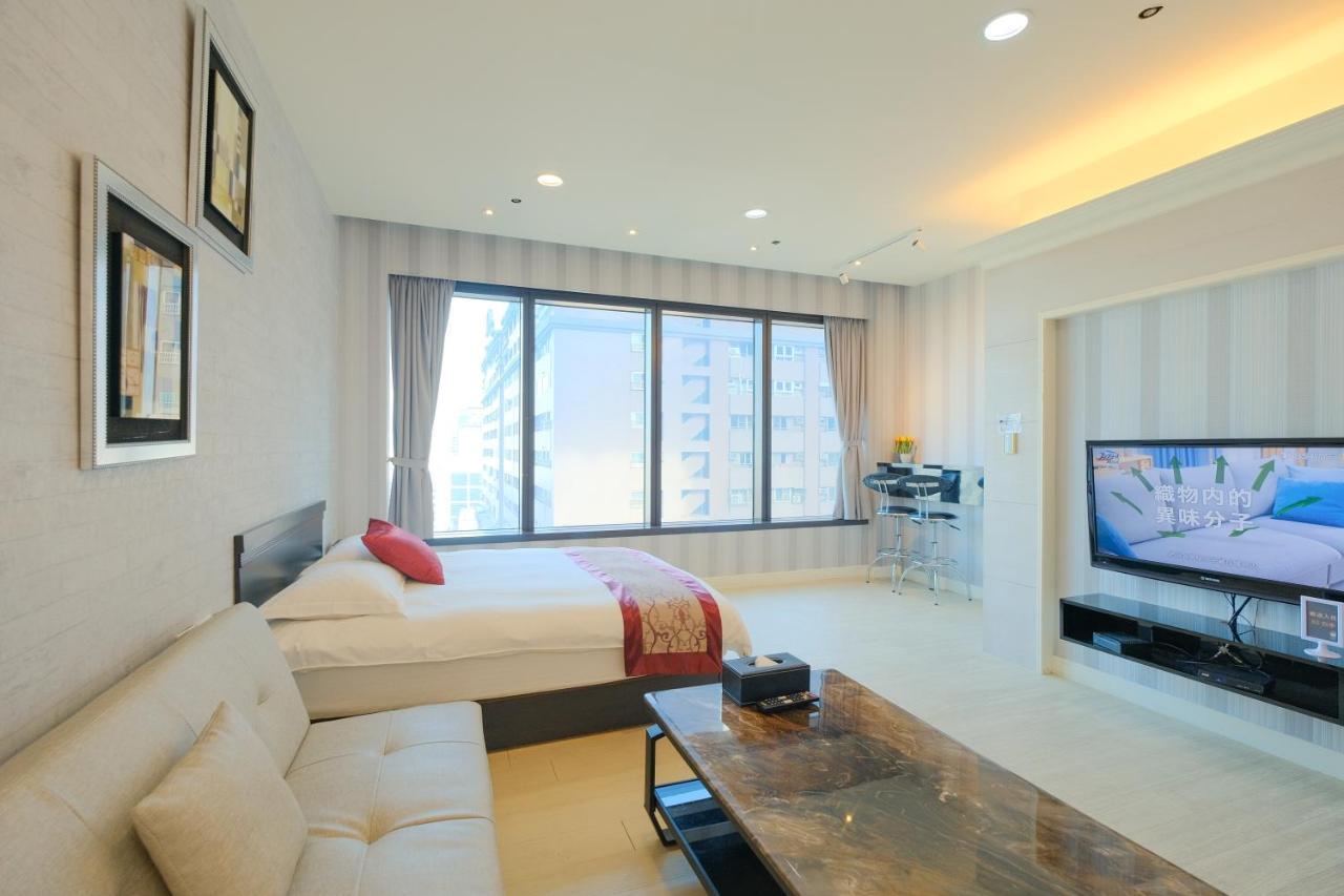 85 Season Apartment Kaohsiung Exterior photo