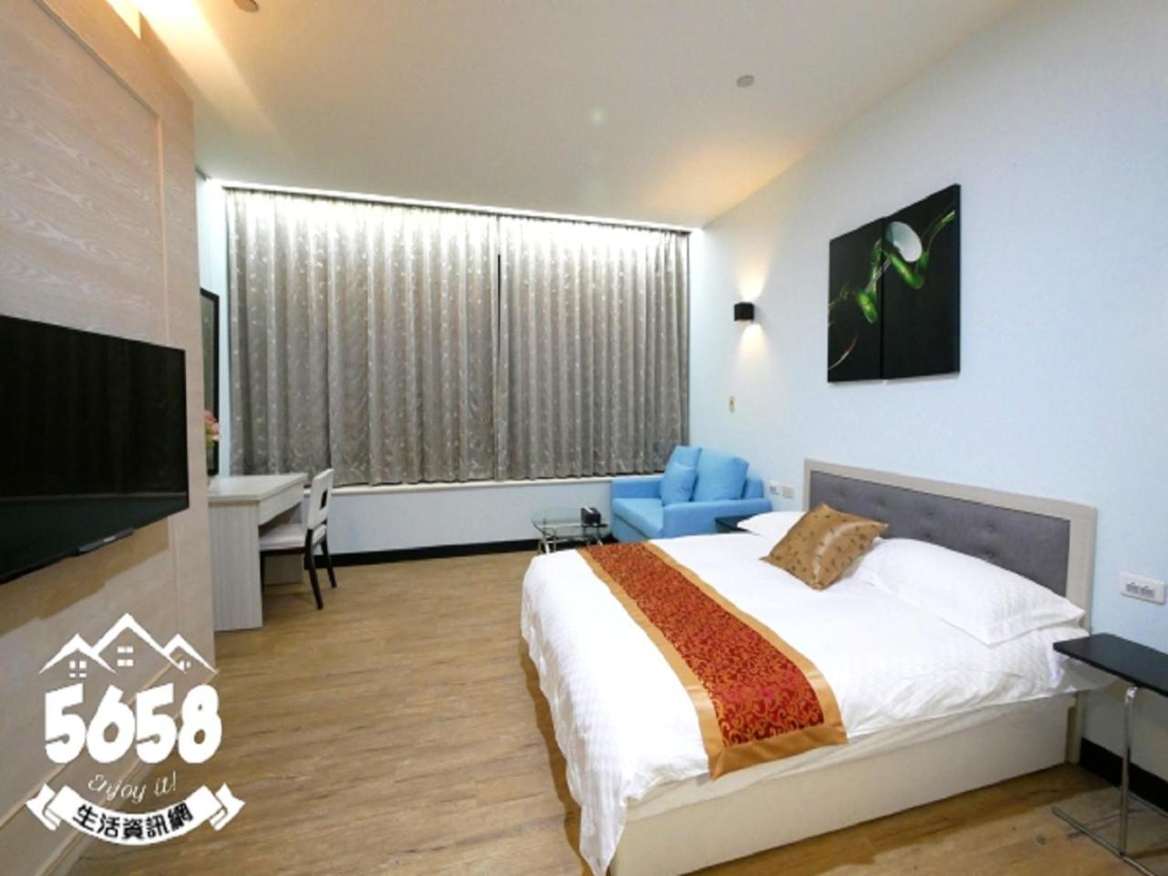 85 Season Apartment Kaohsiung Room photo